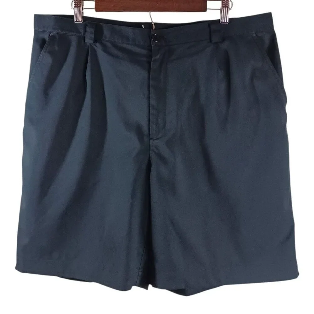 Under Armour Men's 38R Golf Shorts Black Pleated Performance Lightweight Chinos